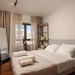 公寓 Demmi 2br Designer 干尼亞