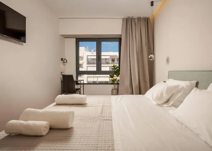 Demmi 2br Designer 干尼亞