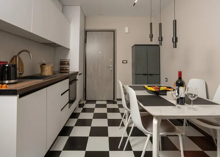 Апартаменты Demmi 2br Designer *