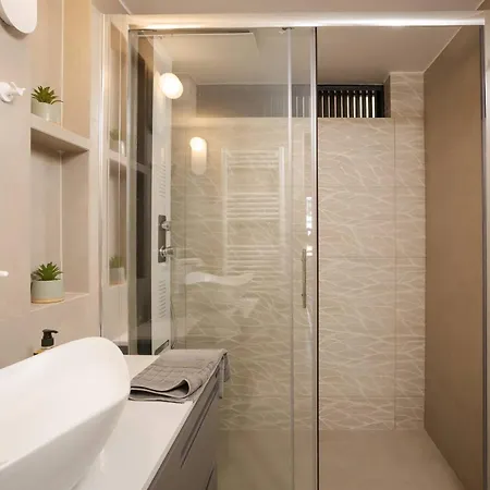 Apartment Demmi 2br Designer *